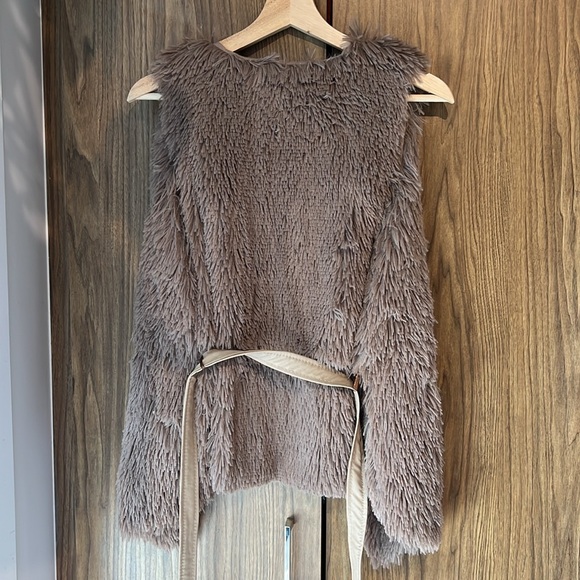 Jacket - Small - Picture 3 of 3